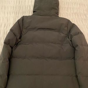 Canada Goose Wyndham Parka, L in Gray